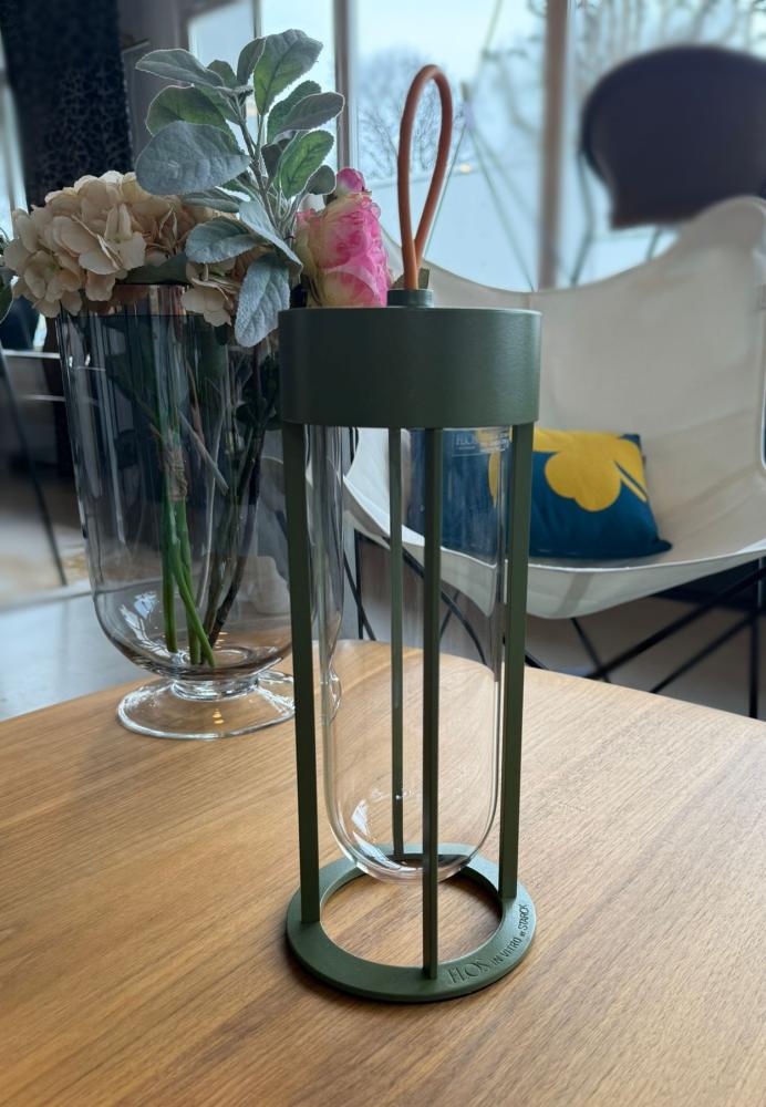 Flos - In Vitro Unplugged